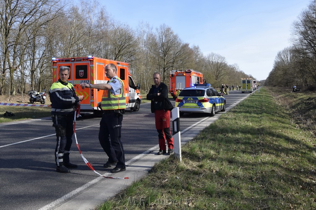 Schwerer VU Krad Fahrrad Koeln Porz Alte Koelnerstr P012.JPG - Miklos Laubert